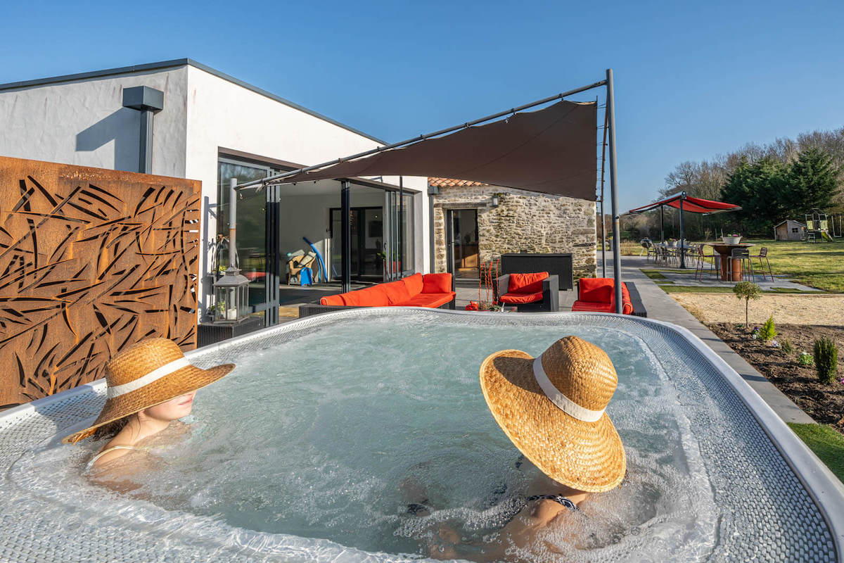 Grand Gite Groupe Vendée 85 La Groizardière Grand Gite Vendée Piscine & Spa