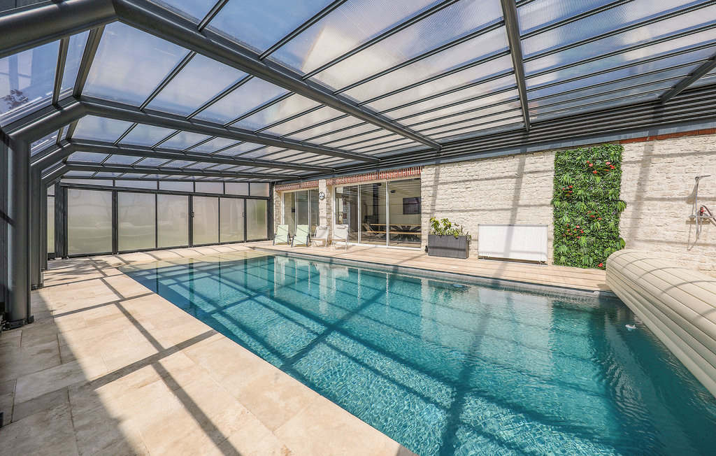 Grand Gite Groupe Oise 60 Loft luxe avec piscine chauffée, jacuzzi et sauna