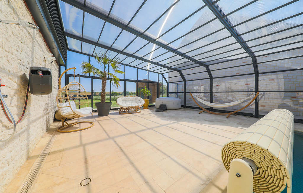 Grand Gite Groupe Oise 60 Loft luxe avec piscine chauffée, jacuzzi et sauna