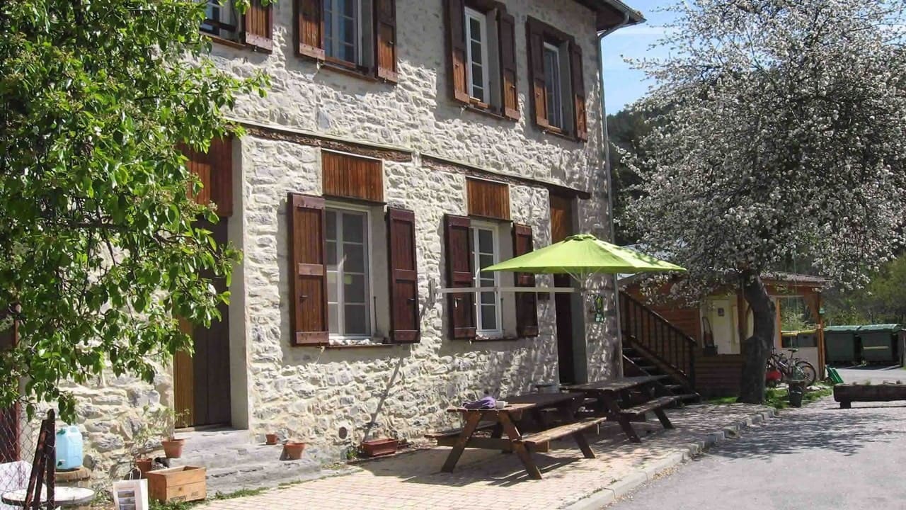 Grand Gite Groupe Alpes-de-Haute-Provence 04 hébergement de groupe  - Alpes du Sud