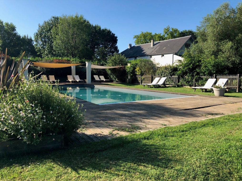 Grand Gite Groupe Tarn 81 Gite haut de gamme 30 pers - piscine / 14 chambres