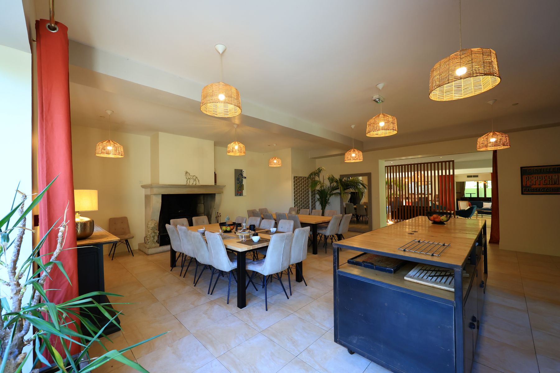 Grand Gite Groupe Tarn 81 Gite haut de gamme 30 pers - piscine / 14 chambres