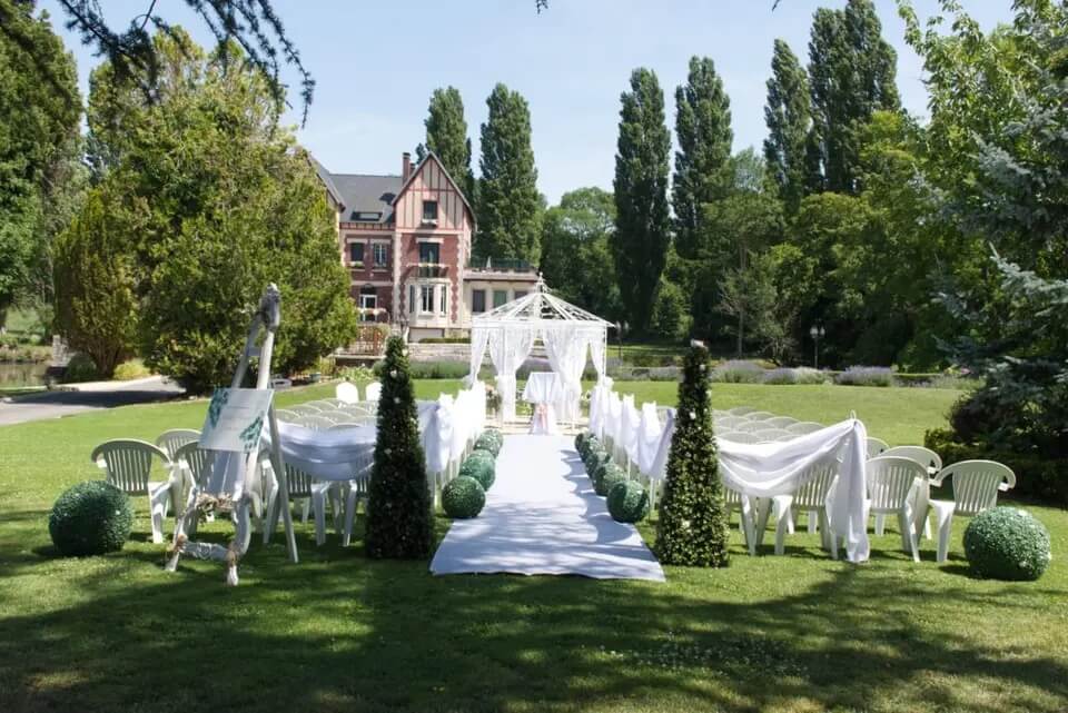 Grand Gite Groupe Oise 60 château et salle de réception