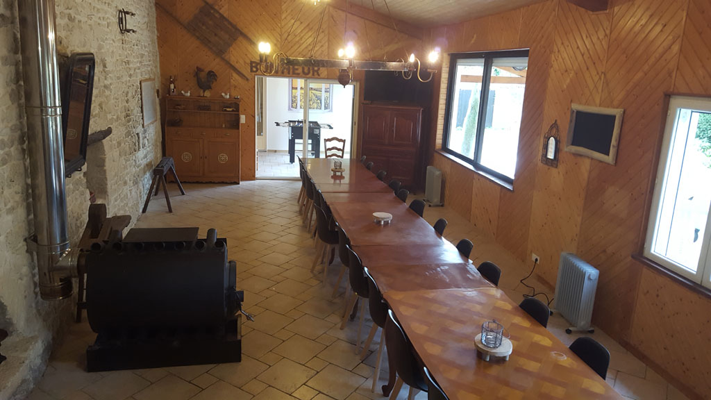 Grand Gite Groupe Charente-Maritime 17 GITE DE GROUPE 22 PERSONNES