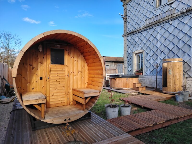 Grand Gite Groupe Doubs 25 Gîte des voyageurs En famille ou entre Amis       