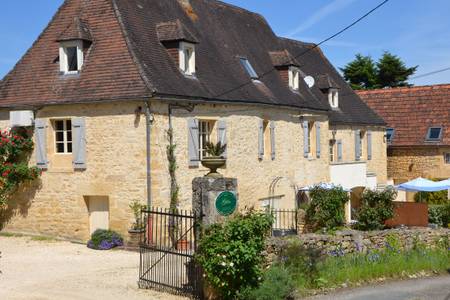 Grand Gite Groupe Dordogne 24 Location de gîtes de charme en Périgord Noir
