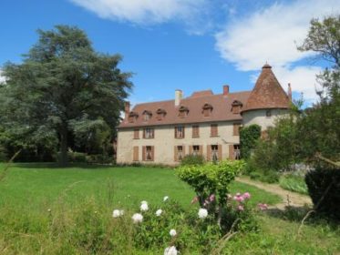 Grand Gite Groupe Allier 03 Château de Fourilles - au coeur de la nature