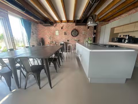 Grand Gite Groupe Côtes-d'Armor 22 loft d'exception à Trélévern