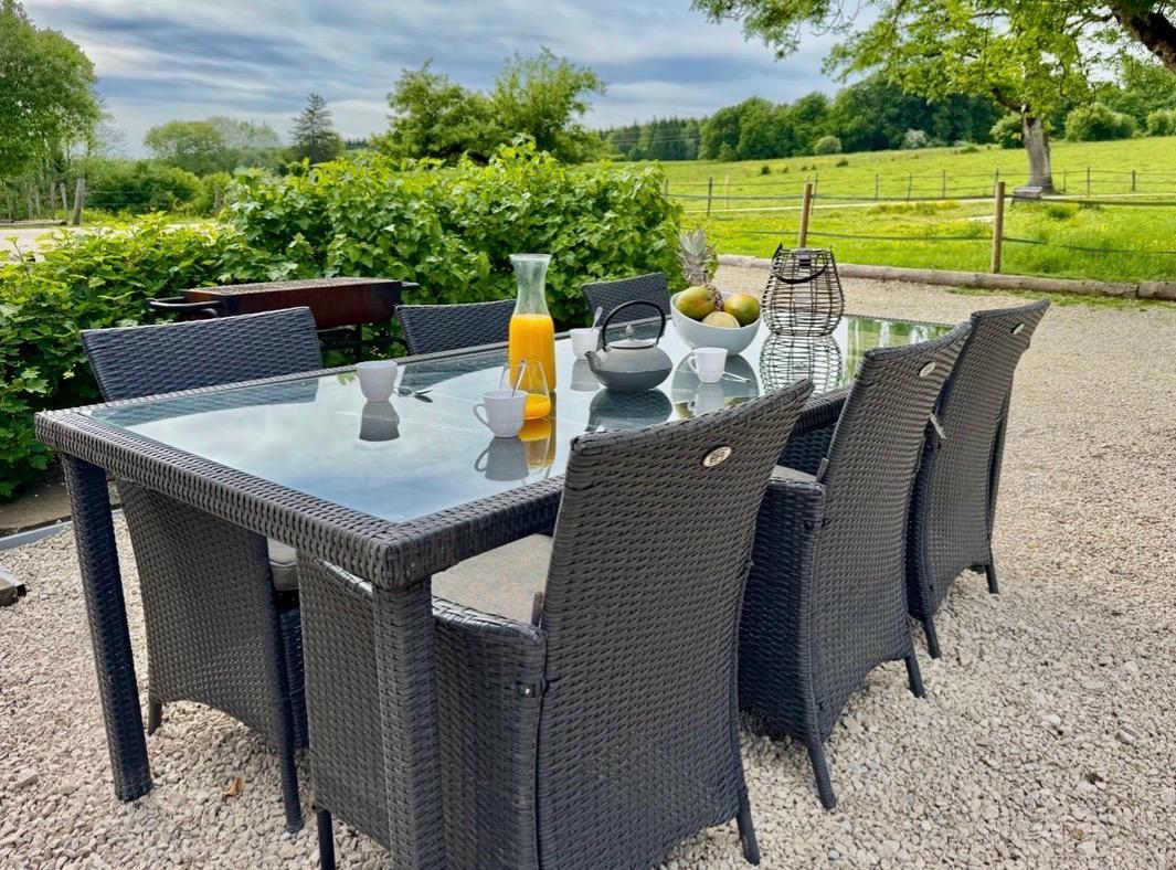 Grand Gite Groupe Doubs 25 Fermes comtoise rénovée de 160m2 et annexe 90m2