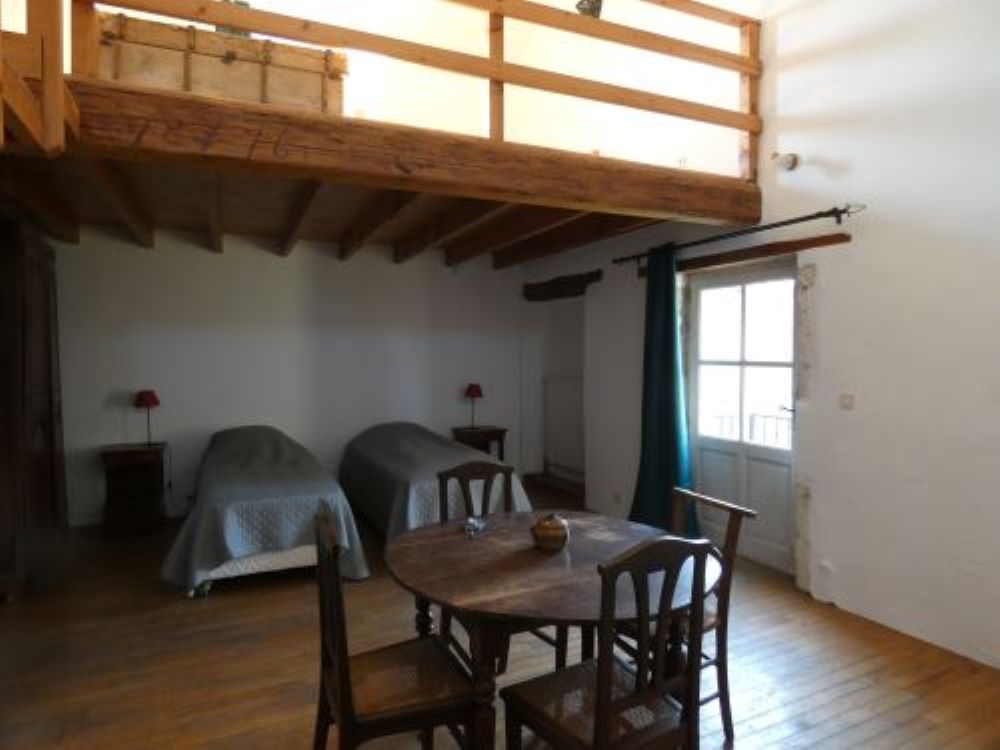 Grand Gite Groupe Ardèche 07 Grand Gîte: Sud Ardèche entre Cevennes et Provence