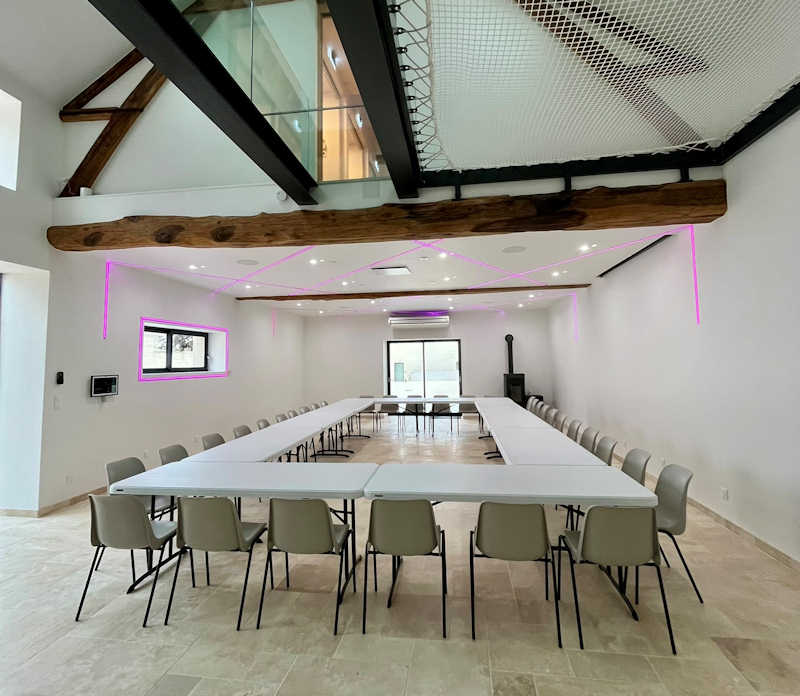 Grand Gite Groupe Oise 60 Gites +50 pers, salle de réception, SPA de groupe
