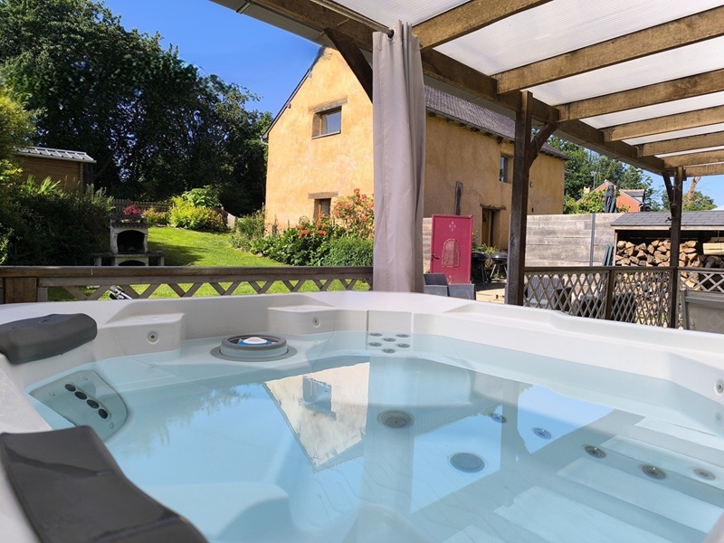 Grand Gite Groupe Ille-et-Vilaine 35 Le Héron 15 pl. piscines chauffées jacuzzi hammam