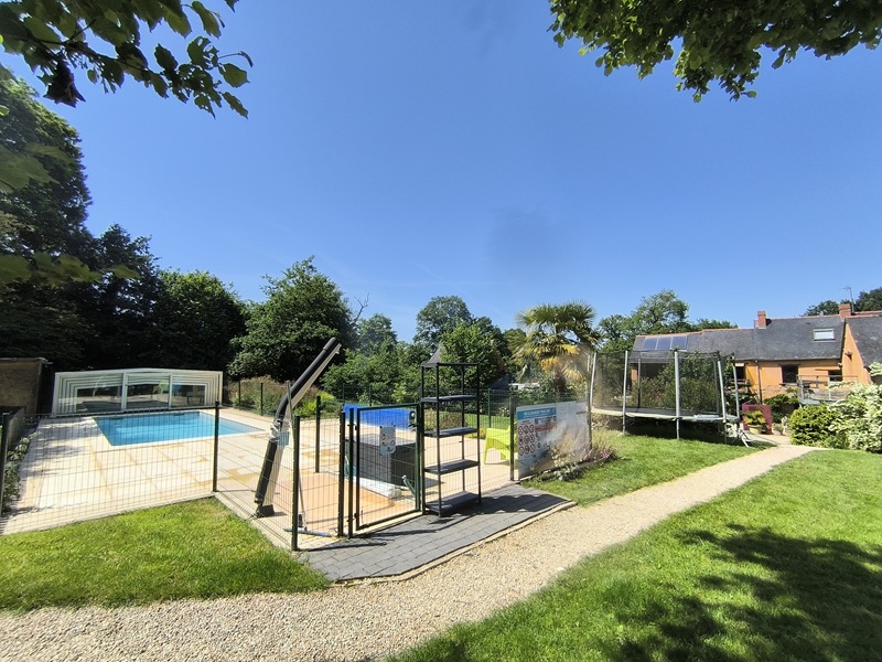Grand Gite Groupe Ille-et-Vilaine 35 Gîtes XL 30 places : piscines, jacuzzi, hammam