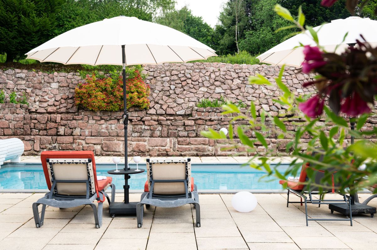 Grand Gite Groupe Vosges 88 Gîte de groupe isolé avec piscine chauffée
