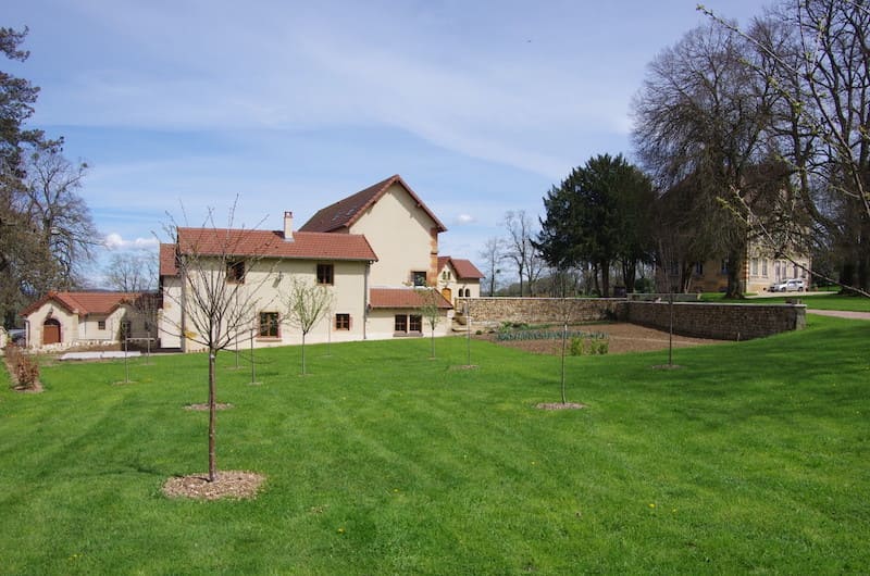 Grand Gite Groupe Saône-et-Loire 71 Gîte de 28 couchages au cœur du bocage Charolais.