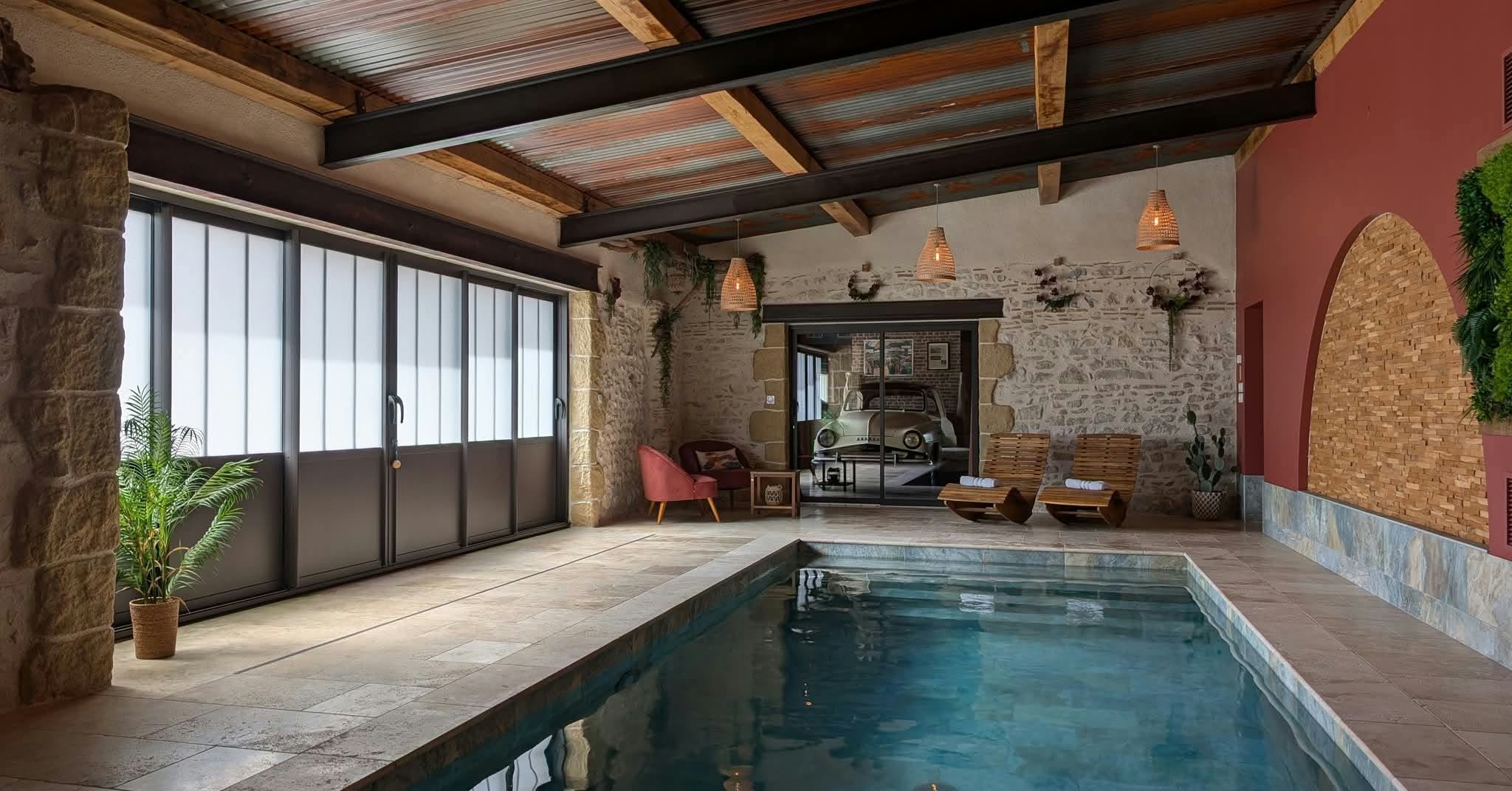 Grand Gite Groupe Loir-et-Cher 41 Gîte en Sologne avec piscine interieure